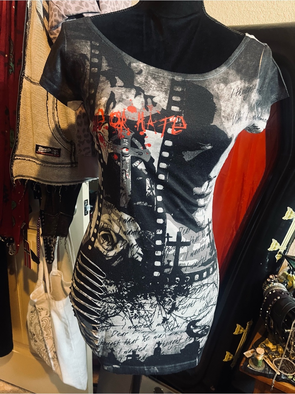 Black Graphic Short Sleeve Tee with Red Accent